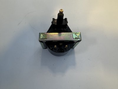 Запалителна бобина MAGNETI MARELLI ( JEEP RENAULT VOLVO )